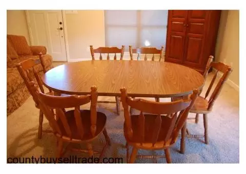 Dining Room Table w 6 chairs, 2 inserts