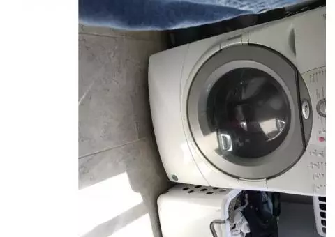 Washer and Dryer Whirlpool Duet